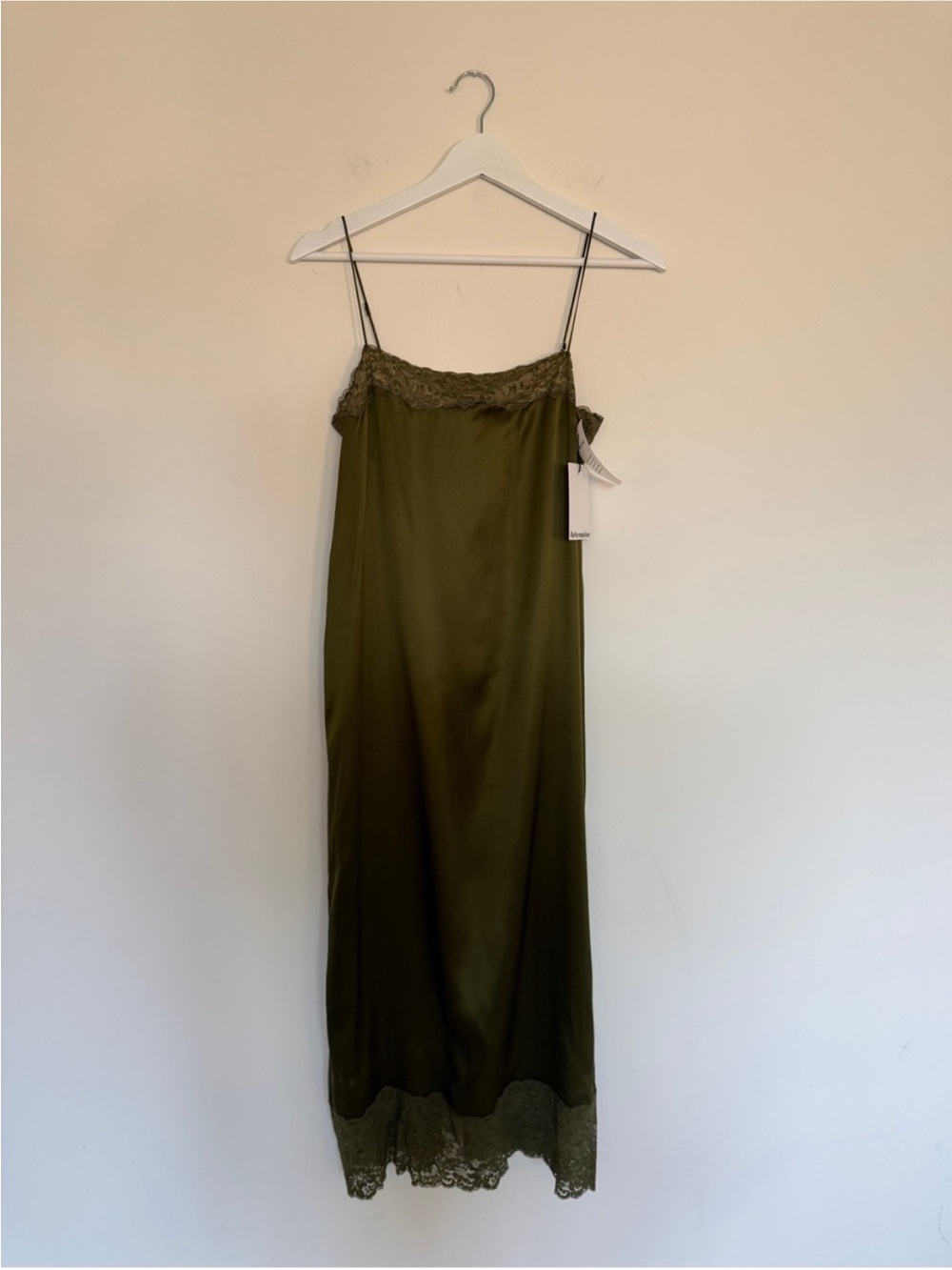 Silk reformation dress in moss green - Picture 11 of 11